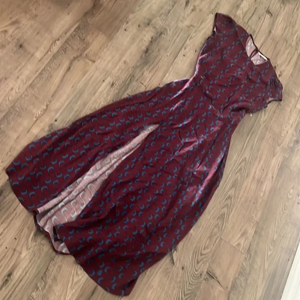 Reformation Gavin Dress in Marooned - Picture 5 of 8